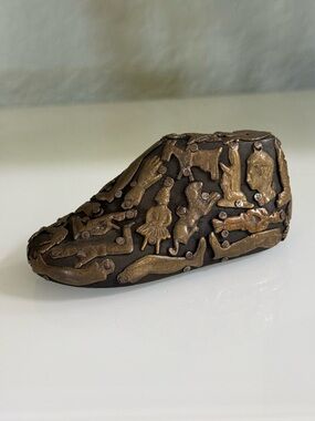Vintage Mexican Milagro Covered
Wooden Wood Shoe Ex Voto Folk Art
Brass Charms